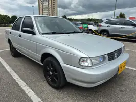 2015  Nissan Sentra - Image 39