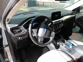 2021  Ford Escape - Image 18