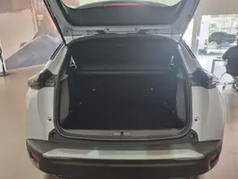 2025  Peugeot Unknown - Image 16