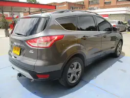 2015  Ford Escape - Image 14