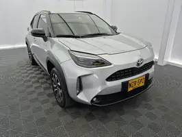 2024  Toyota Yaris - Image 8