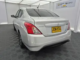 2017  Nissan Versa - Image 14