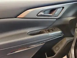 2025  Chevrolet Traverse - Image 20