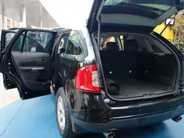 2012  Ford Edge - Image 14