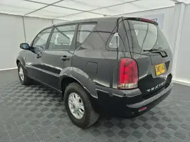 2005  Ssangyong Unknown - Image 13