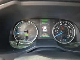 2022  Toyota Rav - Image 21