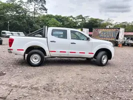 2018  Nissan Frontier - Image 12