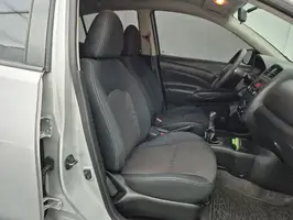 2017  Nissan Versa - Image 25