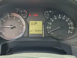 2020  Toyota Prado - Image 21