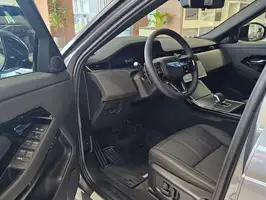 2026  Land Rover Unknown - Image 11