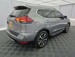 2020  Nissan X - Image 17