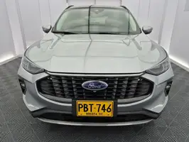 2024  Ford Escape - Image 34