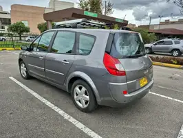 2010  Renault Grand - Image 10