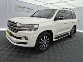 2019  Toyota Land - Image 11