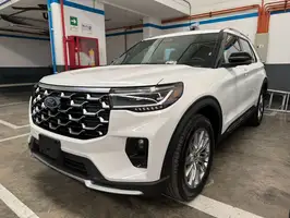 2025  Ford Explorer - Image 21