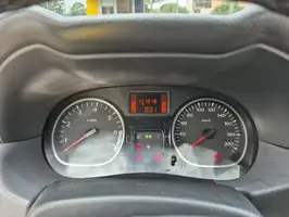 2015  Renault Duster - Image 24