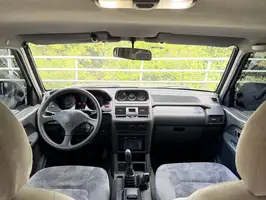 2005  Mitsubishi Unknown - Image 27