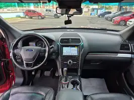 2017  Ford Explorer - Image 28