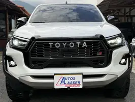 2024  Toyota Hilux - Image 6