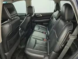 2015  Nissan Pathfinder - Image 40