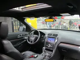 2019  Ford Explorer - Image 16