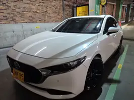 2022  Mazda 3 - Image 9