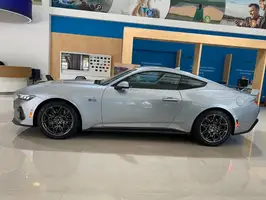 2025  Ford Mustang - Image 9