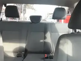 2015  Volkswagen Amarok - Image 21