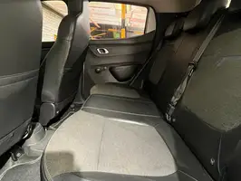 2025  Renault Kwid - Image 22