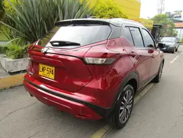 2023  Nissan Kicks - Image 10