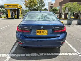 2022  Bmw Serie - Image 32