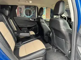 2022  Ford Escape - Image 15