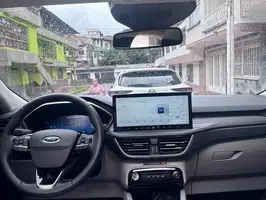 2024  Ford Escape - Image 26