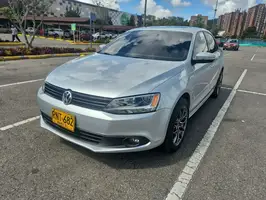 2012  Volkswagen Jetta - Image 10