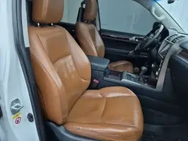 2016  Lexus Unknown - Image 19