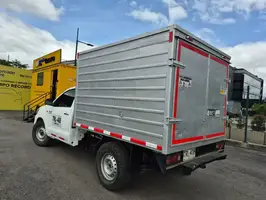 2014  Toyota Hilux - Image 12