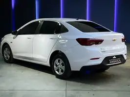 2023  Chevrolet Onix - Image 11