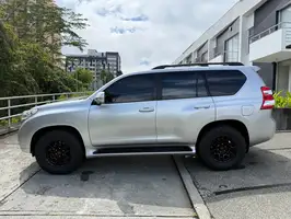 2011  Toyota Prado - Image 13