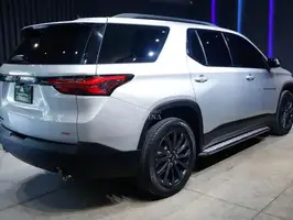2022  Chevrolet Traverse - Image 10