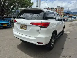 2020  Toyota Fortuner - Image 16