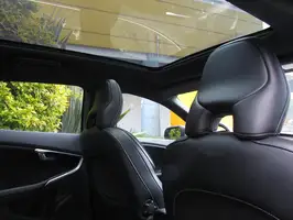 2018  Volvo Unknown - Image 34