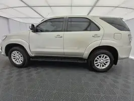2012  Toyota Fortuner - Image 9