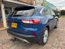 2022  Ford Escape - Image 11