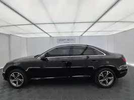 2017  Audi A4 - Image 5