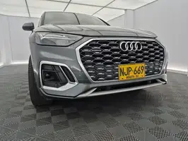 2024  Audi Q5 - Image 2