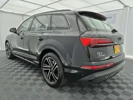 2022  Audi Q7 - Image 4