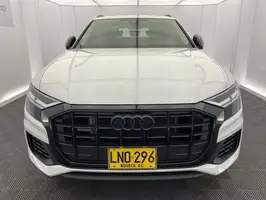 2022  Audi Q8 - Image 4