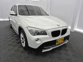 2013  Bmw X1 - Image 2