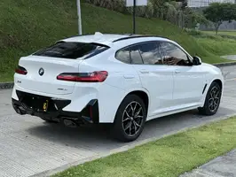 2022  Bmw X4 - Image 3