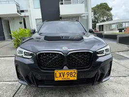 2024  Bmw X4 - Image 3